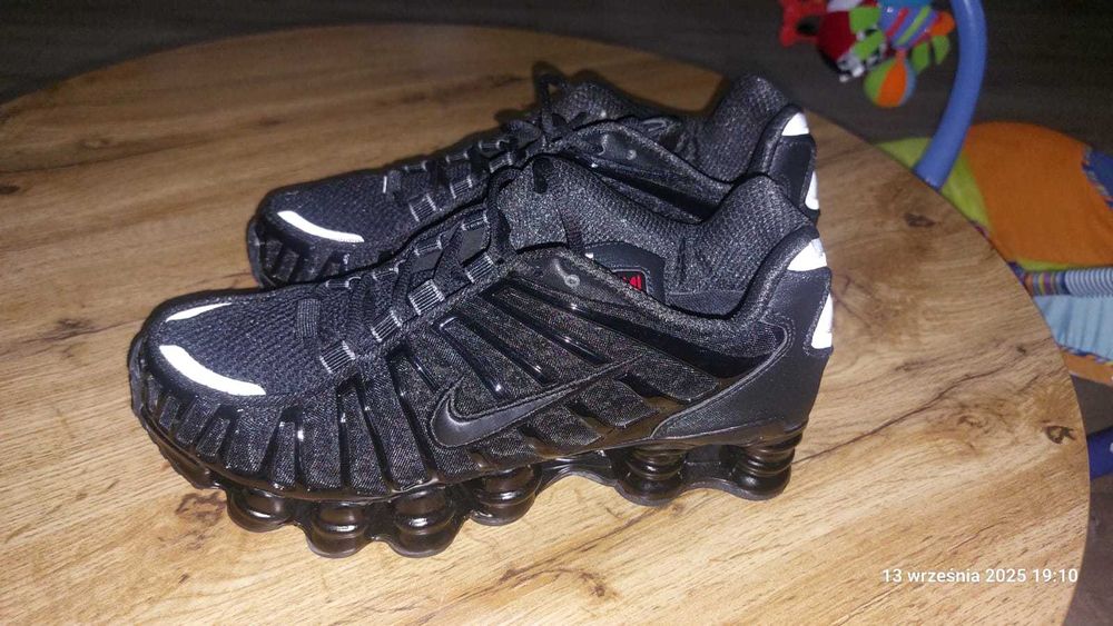 Sneakersy Shox Czarny nike roz 41 długosc 26 cm