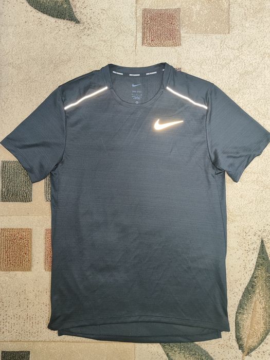 Футболка чоловіча Nike