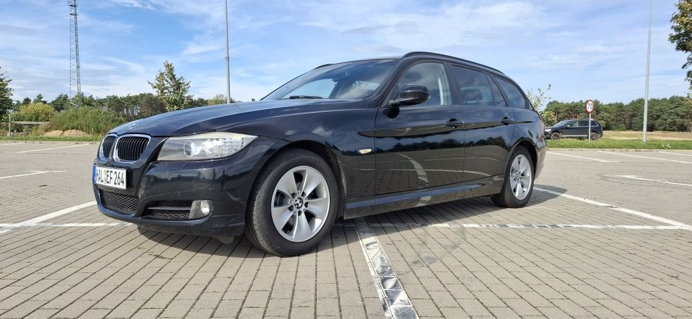 BMW 320D 2010r 2.0d 143KM
