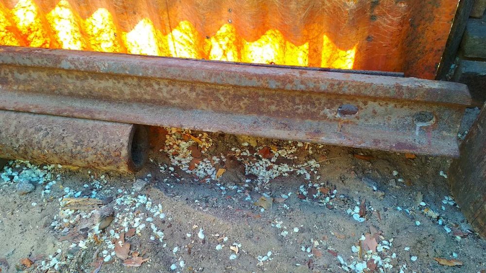 Рельси.          .