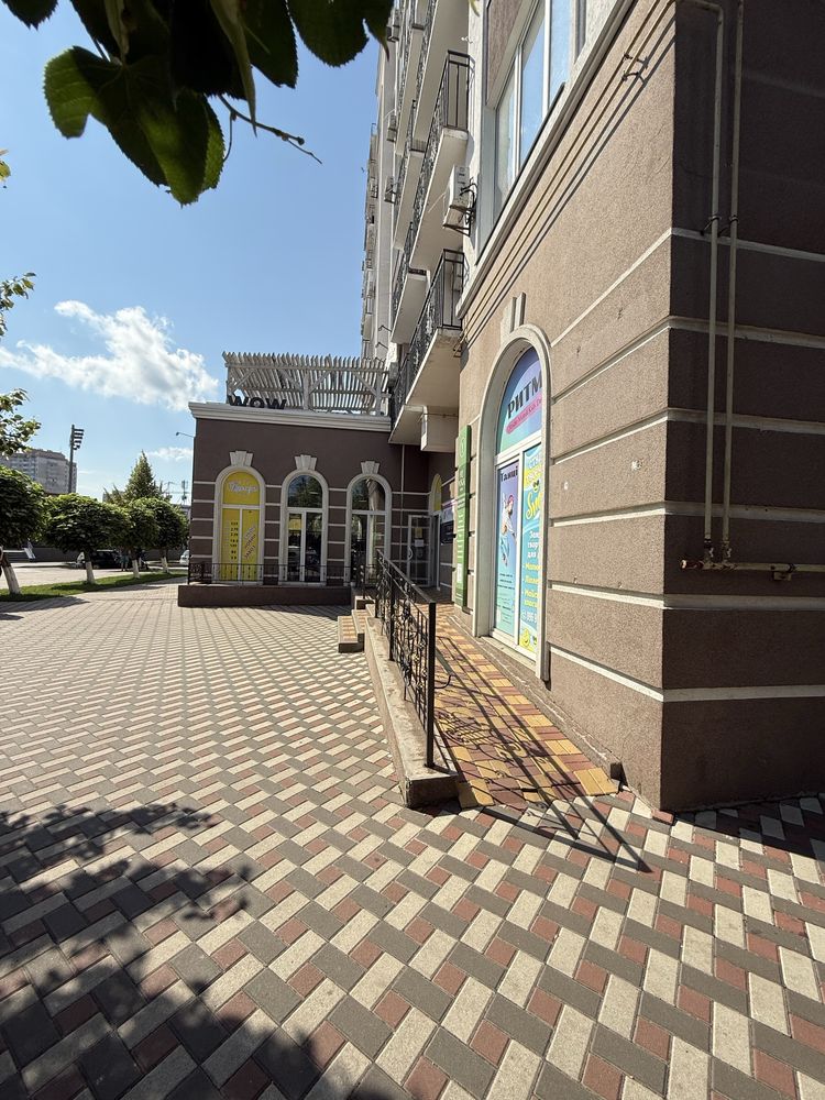Прибуткове комерційне приміщення в центрі міста. Буча Нове шосе 8
