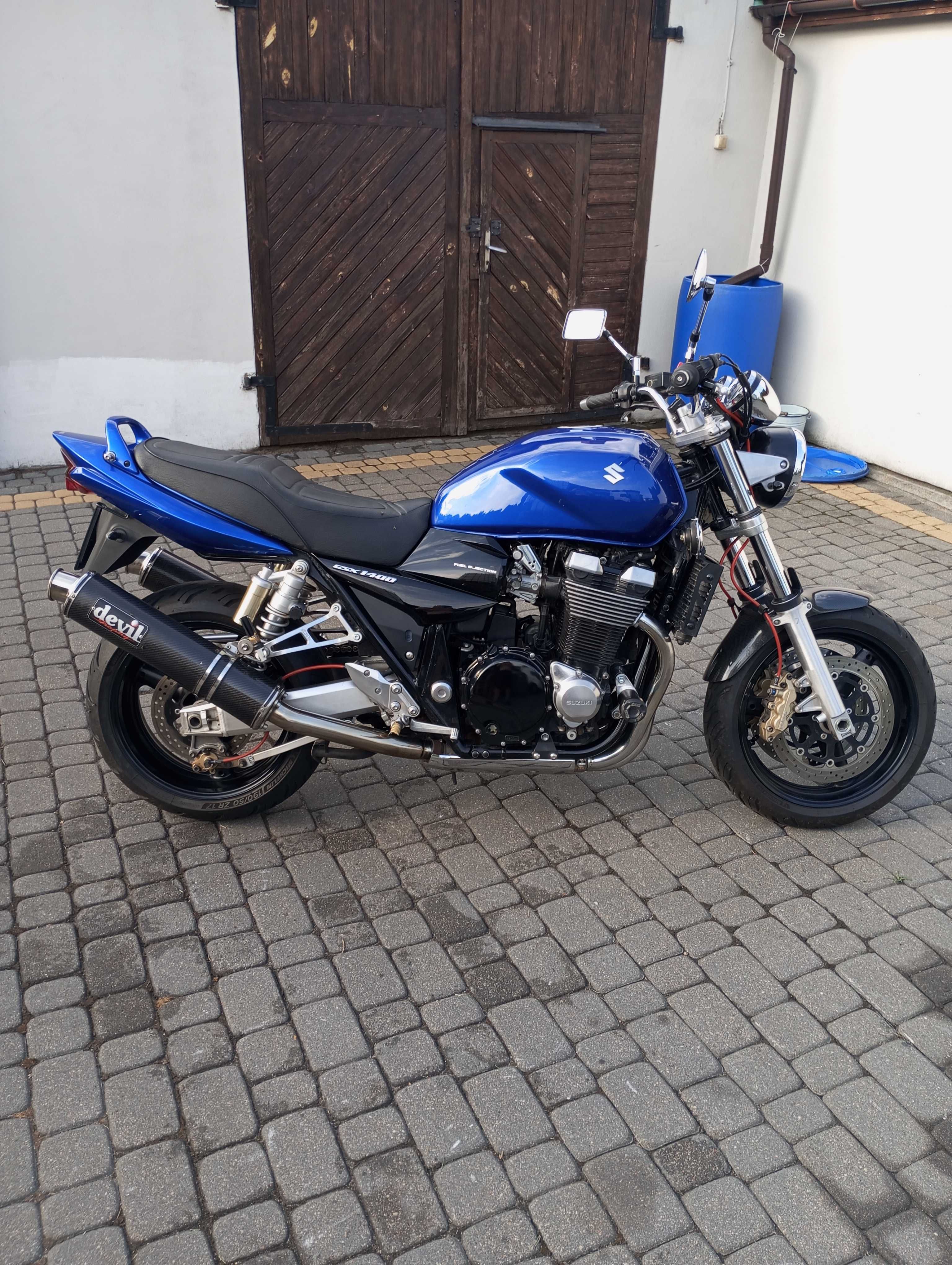Suzuki GSX 1400 ciuchcia