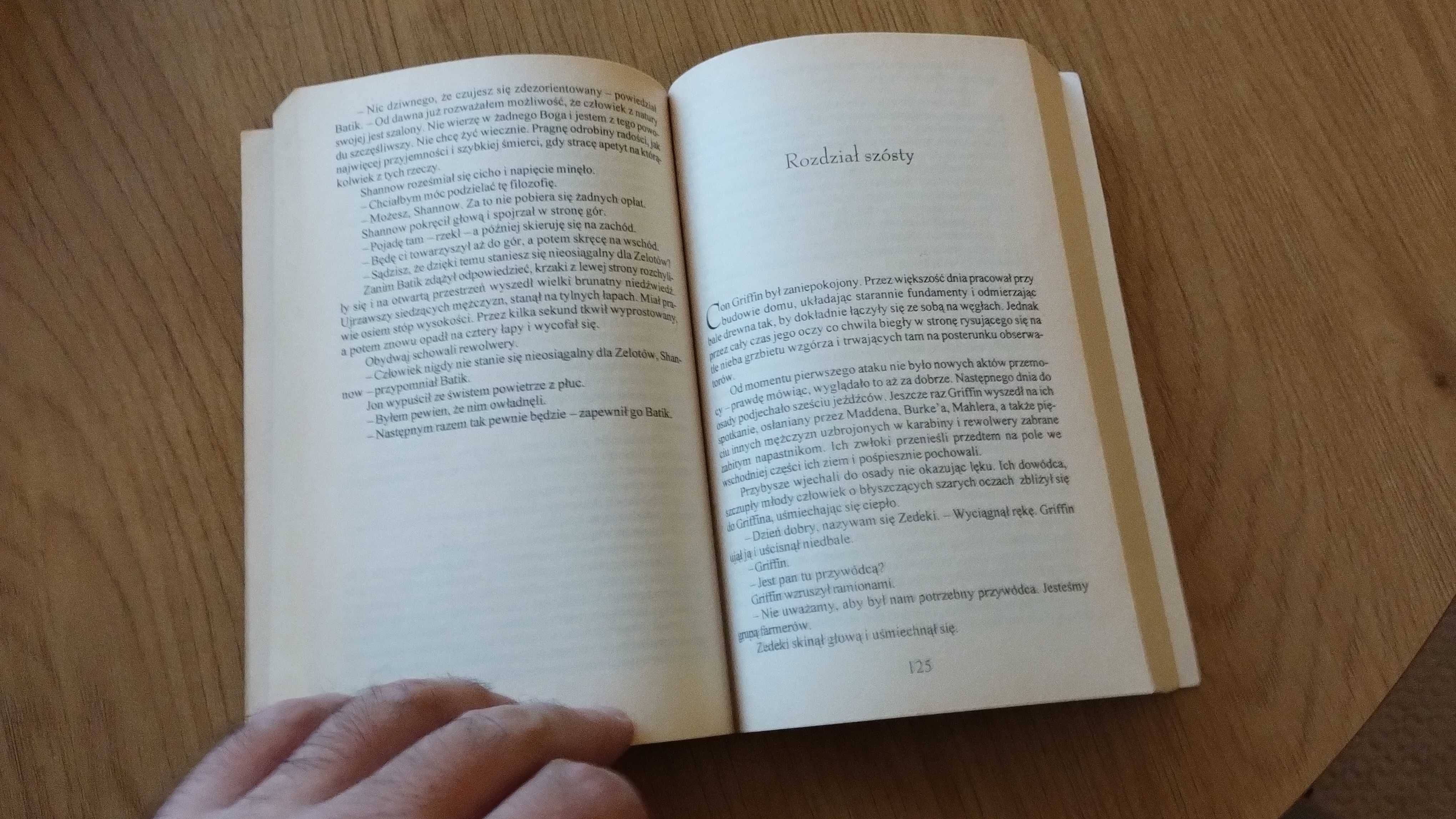 David Gemmell - Wilk w Cieniu, książka fantasy postapo technofantasy