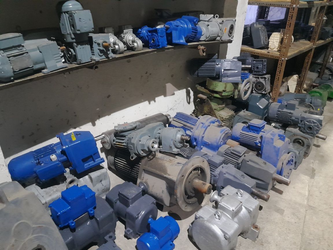 Silnik elektryczny motoreduktor elektrobeben