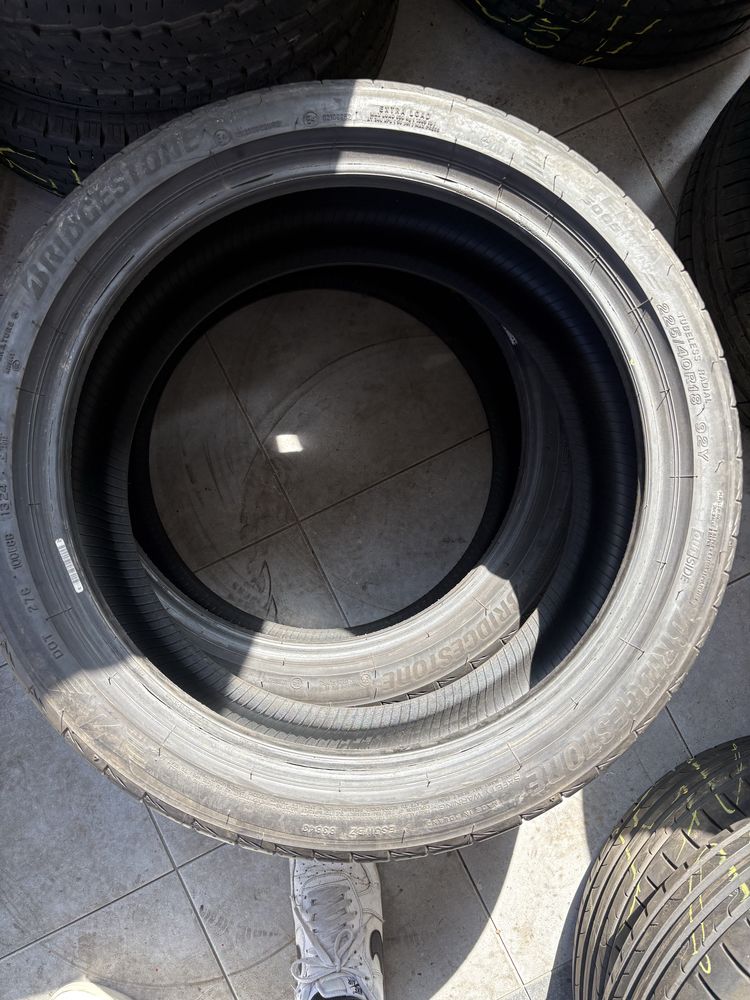 Bridgestone 225/40R18