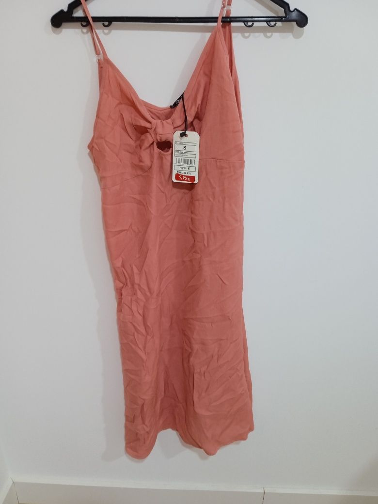 Vestido novo - cor de salmão