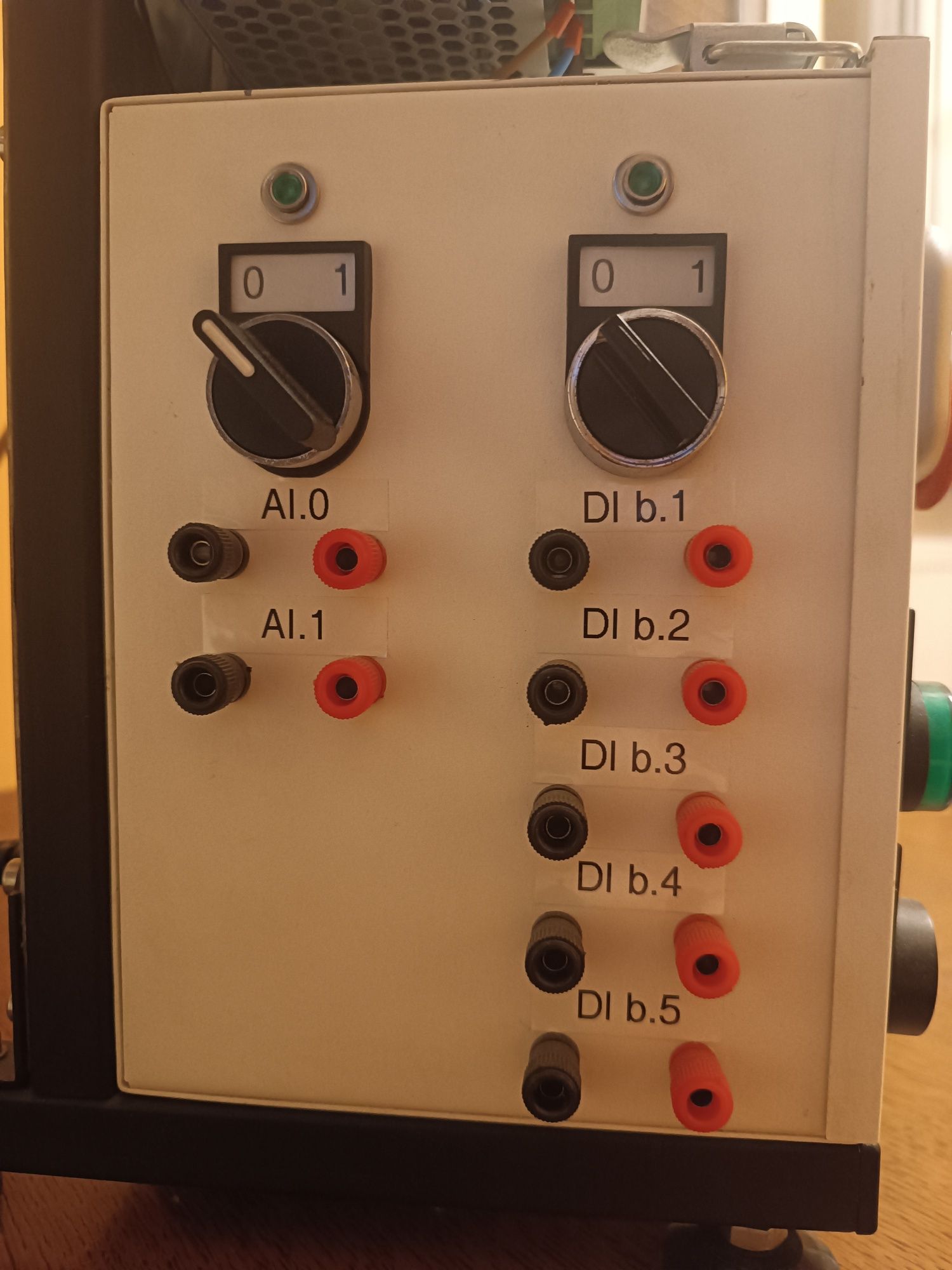 Stanowisko PLC Siemens S7-1200 LOGO8!