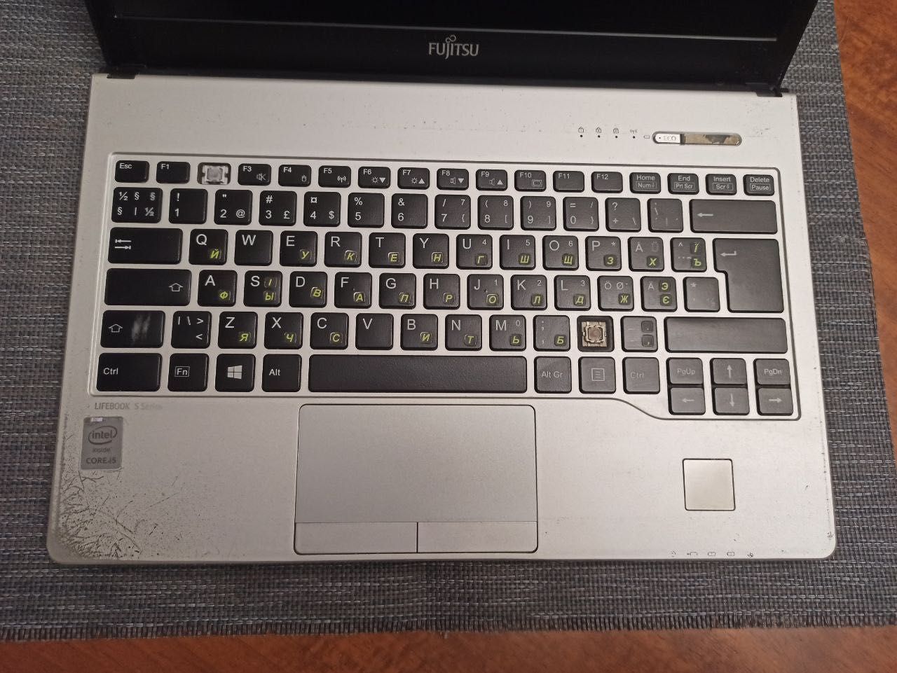 Fujitsu Lifebook s937 core i5 FullHD 16Gb DDR4 256Gb SSD з зарядкою