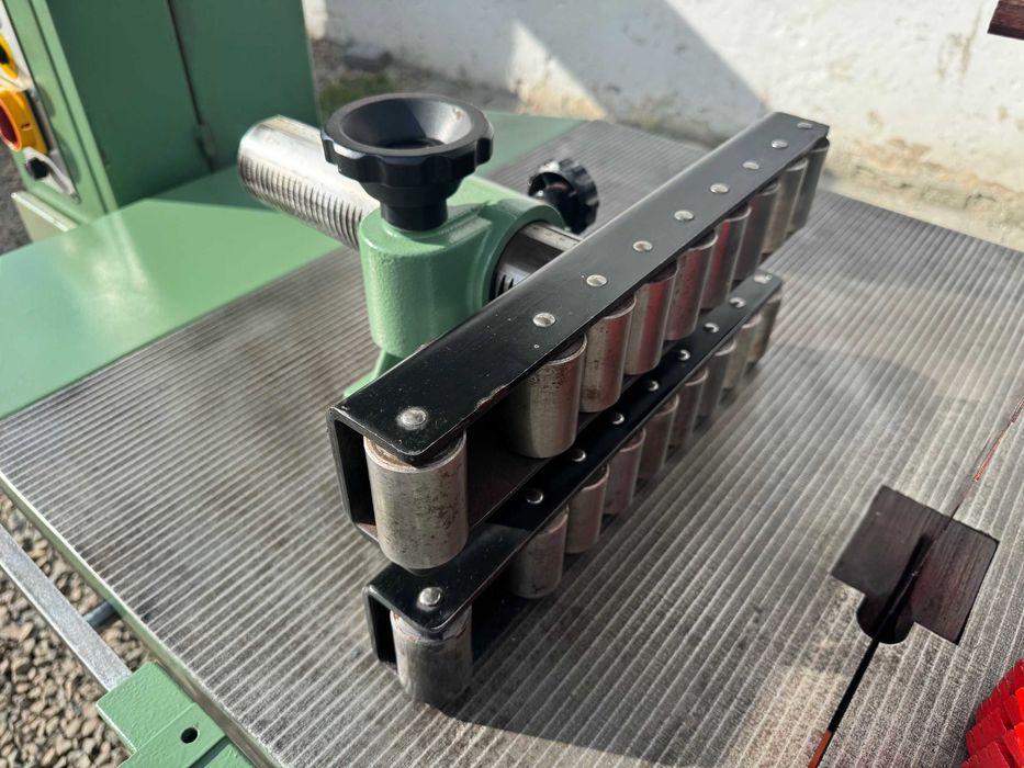 Piła taśmowa rozdzielcza do lameli AGAZZIANI 900 R