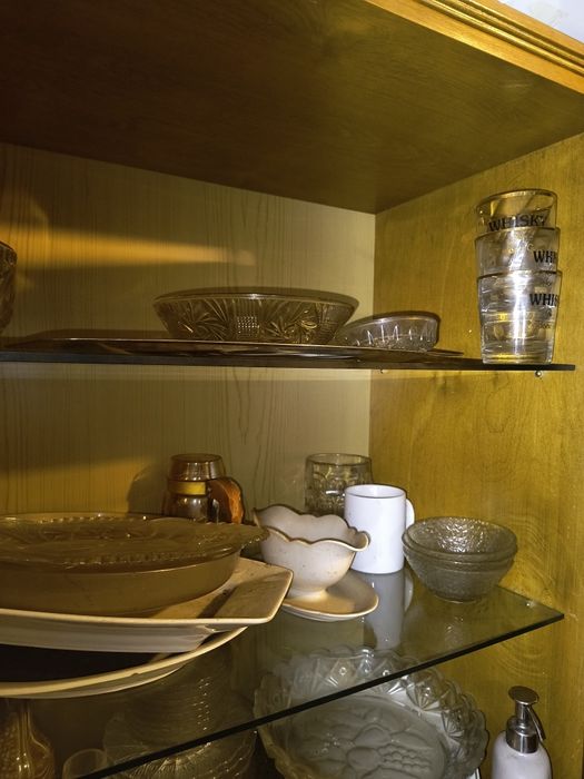 Naczynia i kryształ z PRL tanio