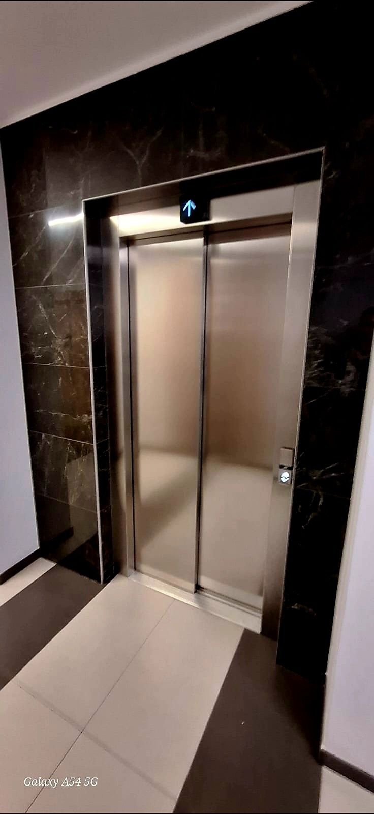 Apartament DELUX przy Galerii Łopuszańska! Na godziny/doby!
