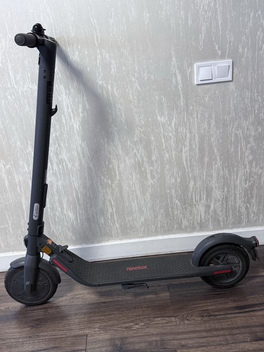Niinebot by Segway Electric Scooter E22D
