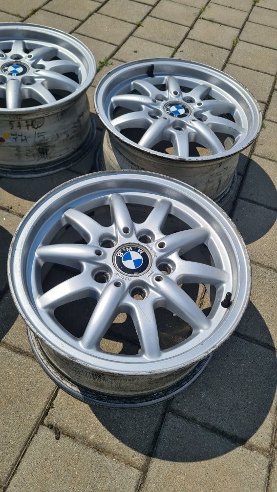 Bmw  felgi aluminiowe 15 cali  7J