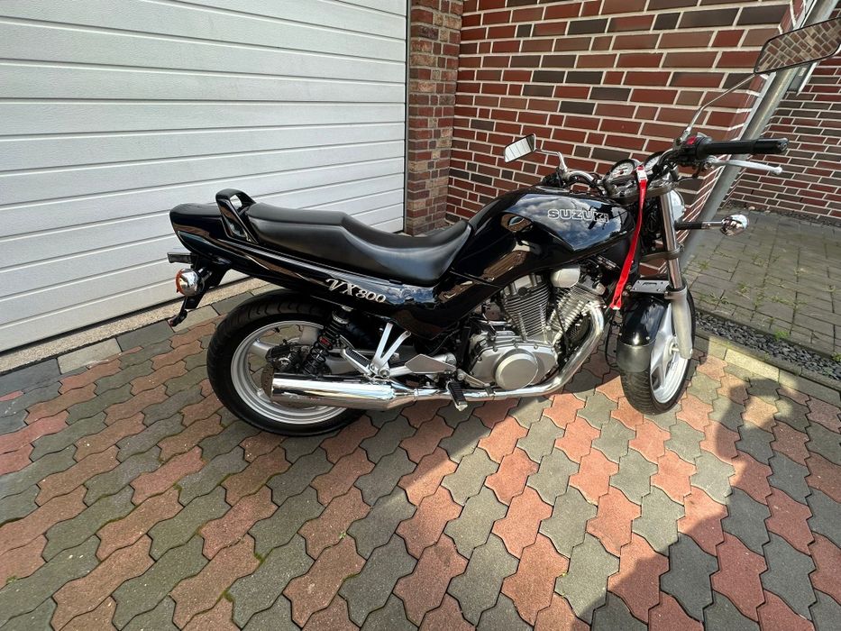 Suzuki  VX   800