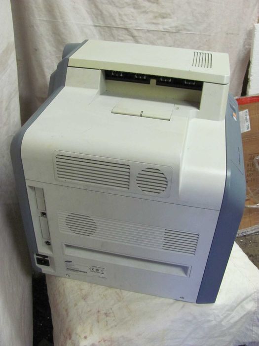 Цветной лазерный принтер Samsung CLP-600