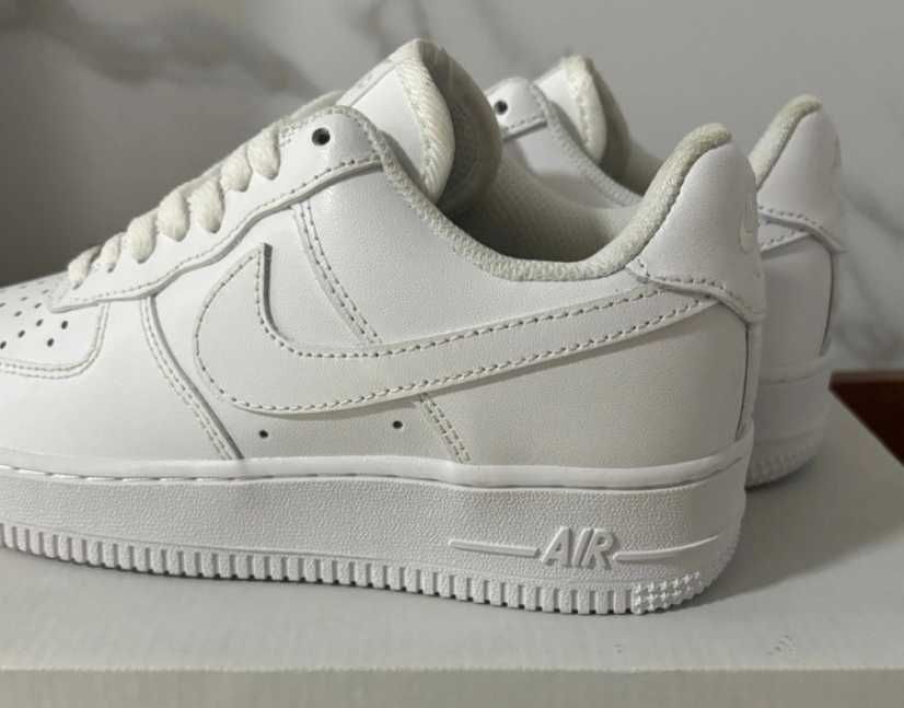 NIKEAir Force1Low07 R.42.5