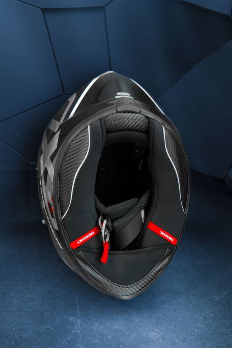 Мотошолом Agv  Shark Hjc shoei Scorpion Xlite  Ruroc Nolan rpha pista