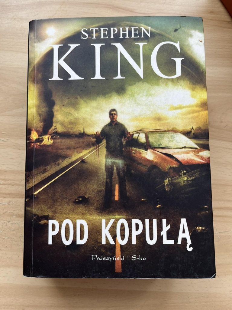 Stephen King "Pod kopułą"
