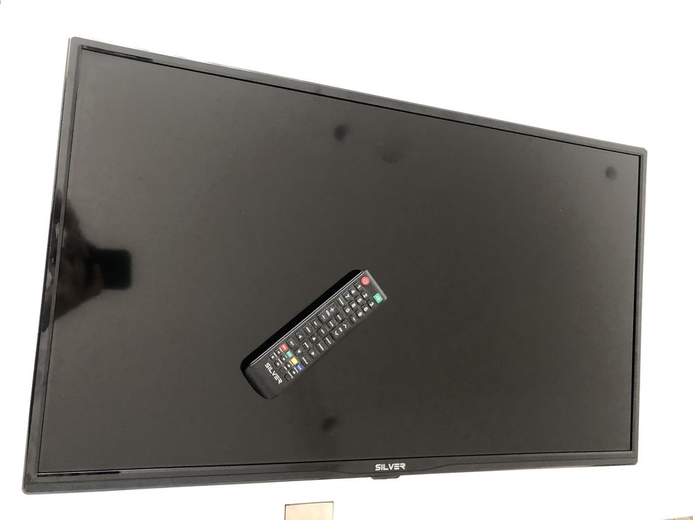 TV Silver ip-le32