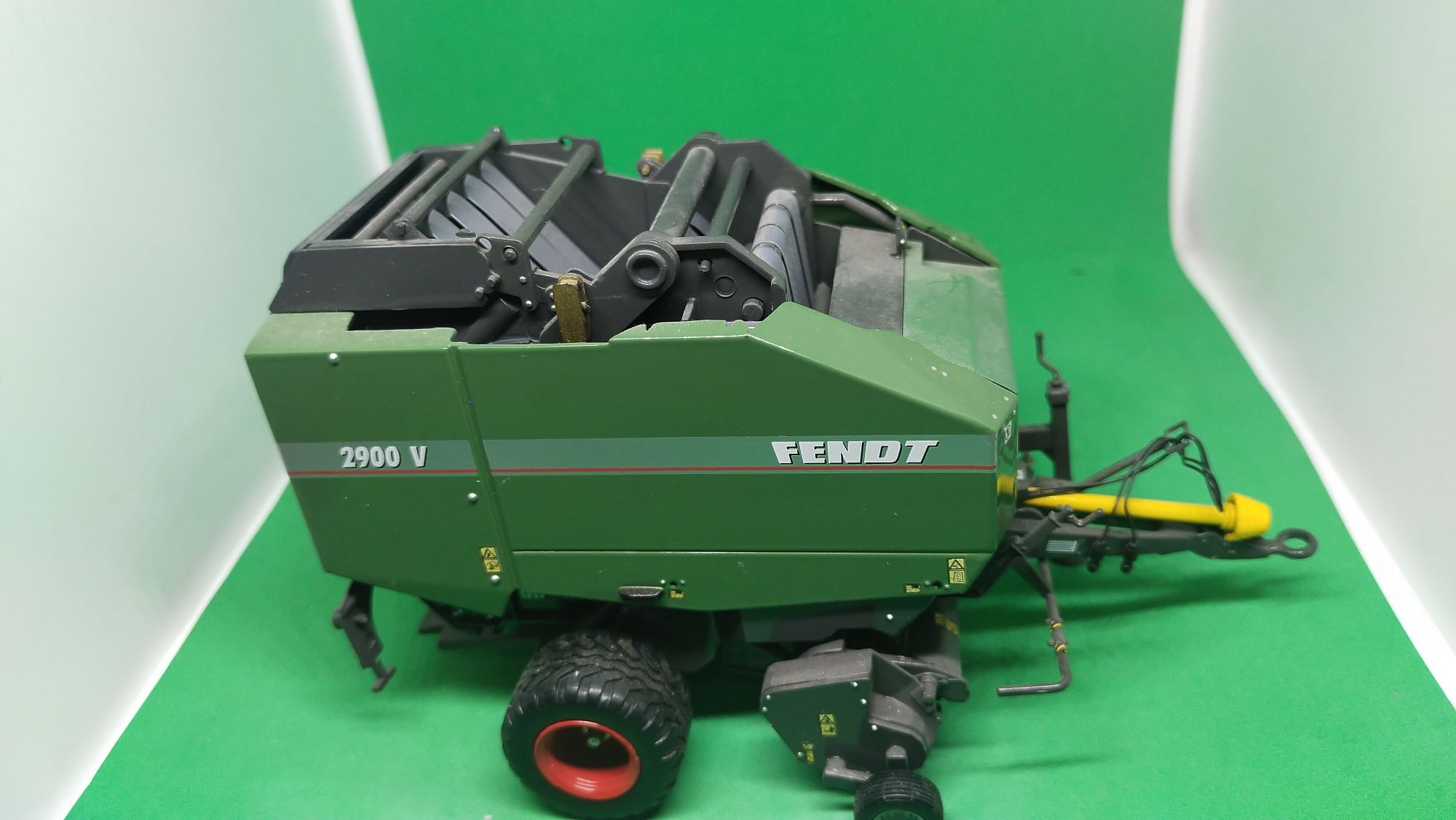 Prasa do bel Fendt universal hobbies jak siku Britains 1 32