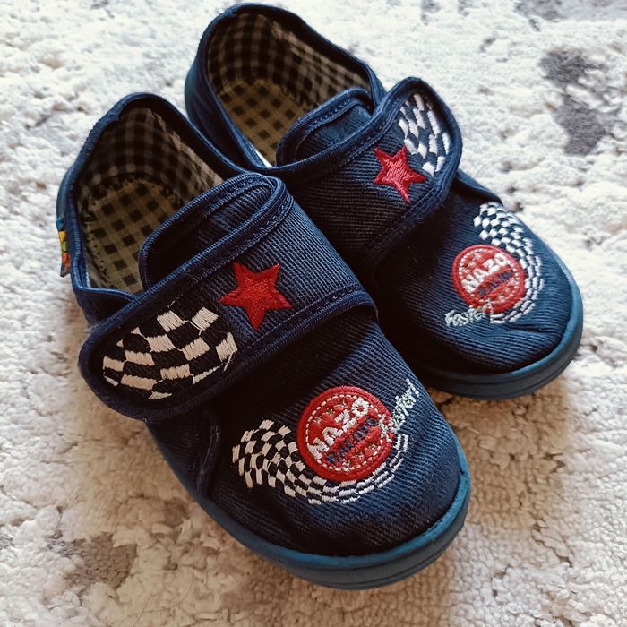 Мокасини 27 р., тапки дитячі