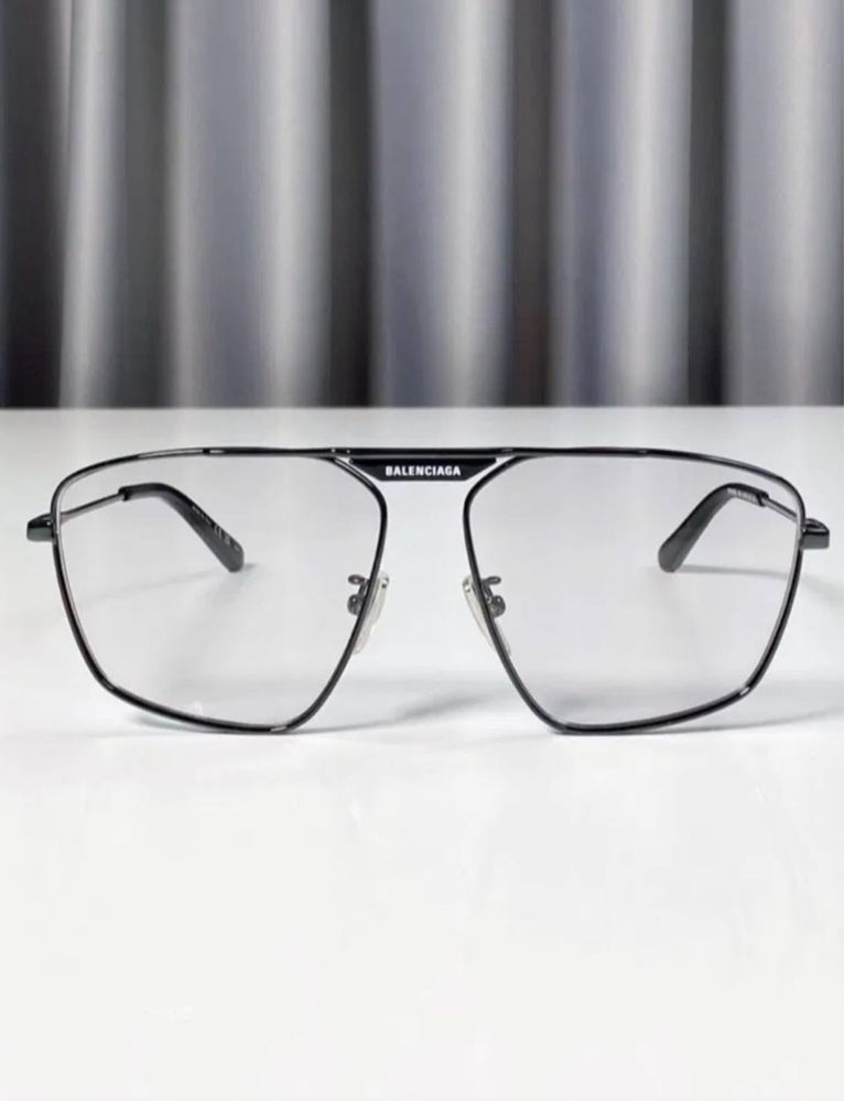 ### Tytuł: **Limitowana oferta! Okulary Balenciaga BB0298SA-005!**