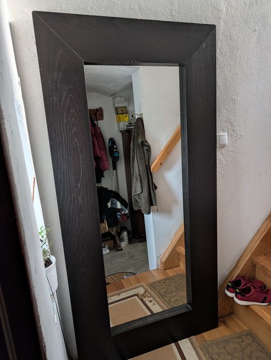 Duże lustro w drewnianej ramie 94x190cm