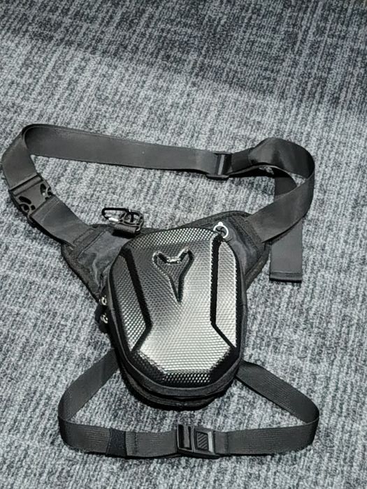 Torba motocyklowa pas na udo