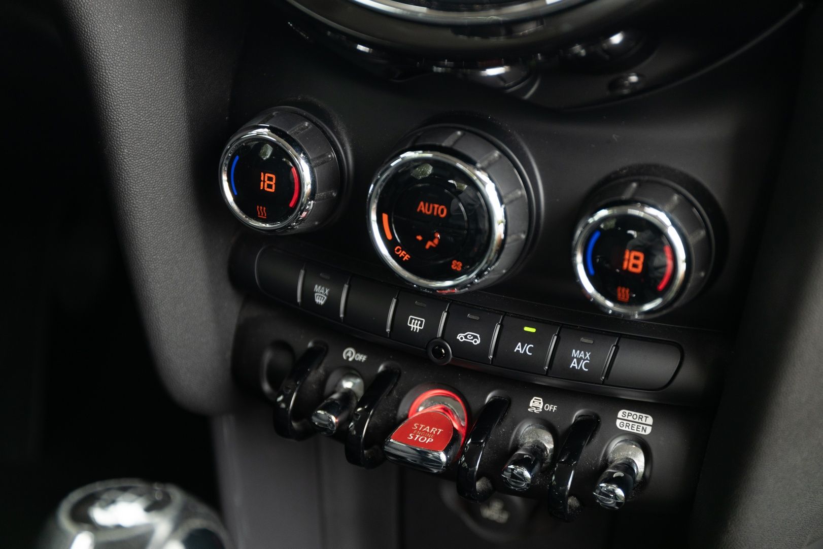 Mini Cooper D 1.5 116cv