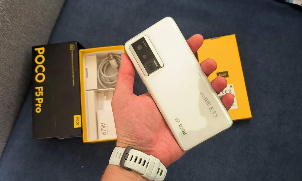 Як новий! Poco F5 PRO 12/512gb Глобальна версія