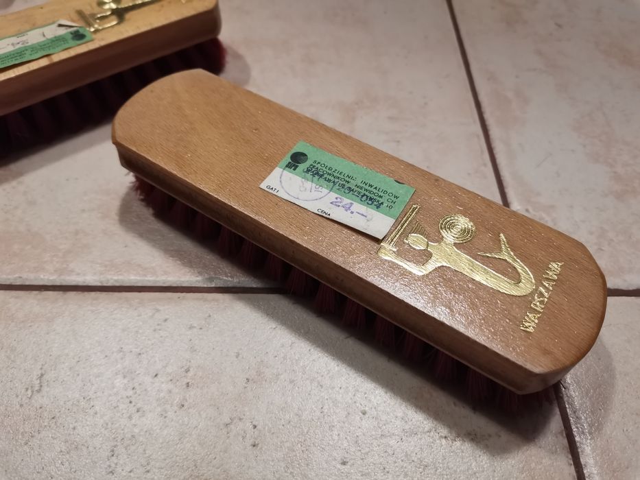 Nowa szczotka drewniana PRL