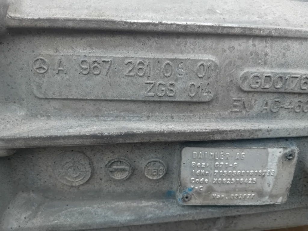 Sprzedam skrzynie Mercedes atego