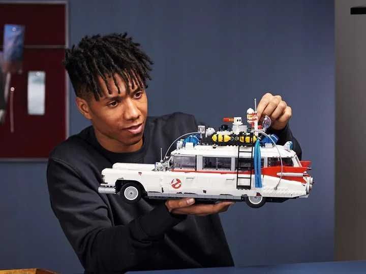 Конструктор Ghostbusters ECTO-1, 2352 деталей (10274)