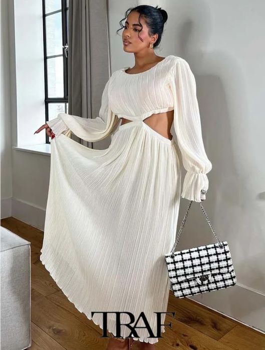 Zara Dress Traf 2023. Cintura recortada, alargamento de manga plissada