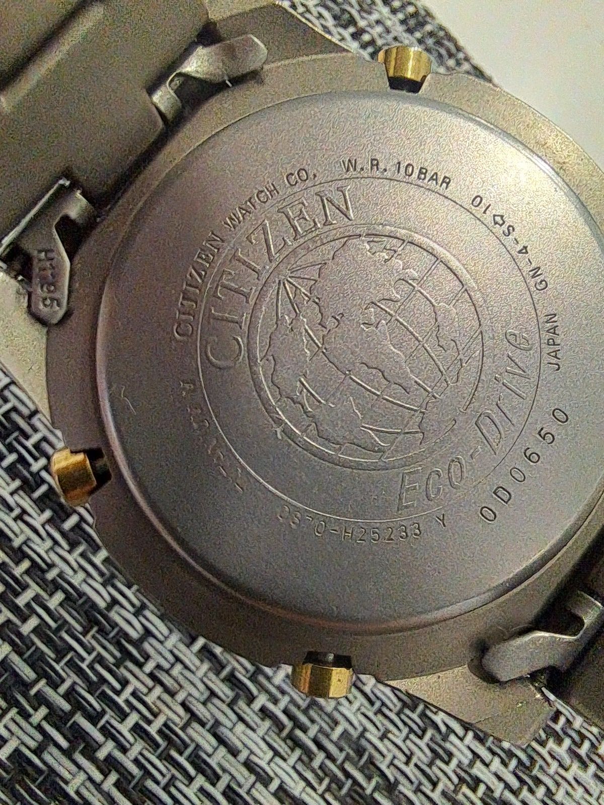 Citizen Eco Drive Titanium wr100