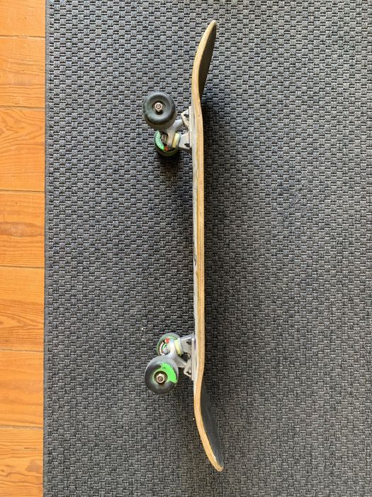 skate (ace trucks 55 Af-1, spitfire wheels 55mm conical full 99du)