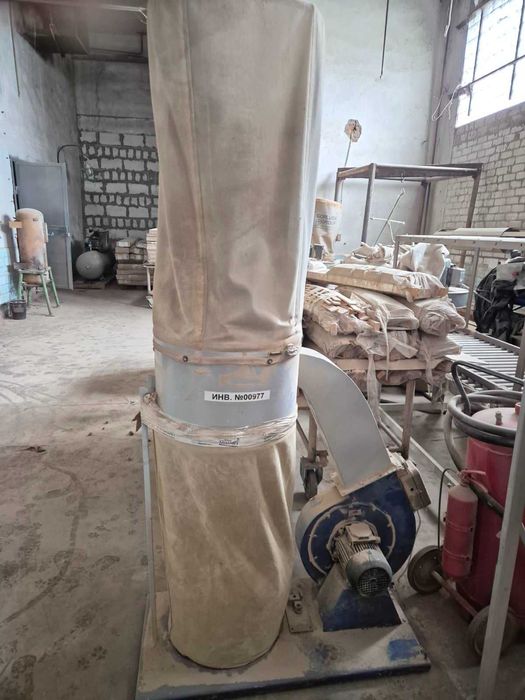 пилосос витяжка стружкопилосос