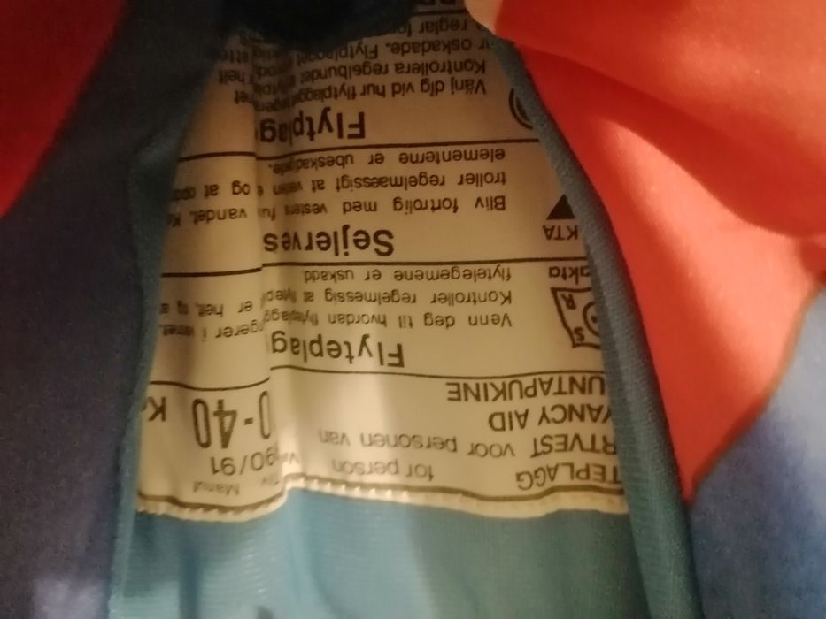 Colete salva vidas criança