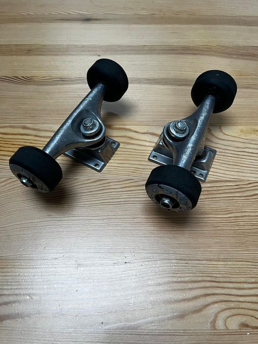 Trucki i kółka do deskorolki Decathlon stan 7/10