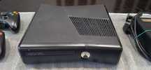 Xbox 360s 250Gb + gry