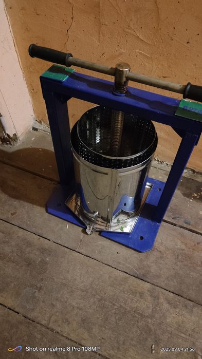 Пресс для винограда, яблок и других фруктов