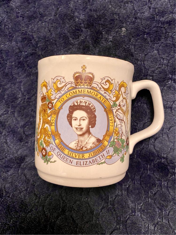 Kubek Elżbieta II srebrny jubileusz