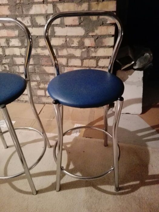 Krzesła barowe nowe niebieskie obicie