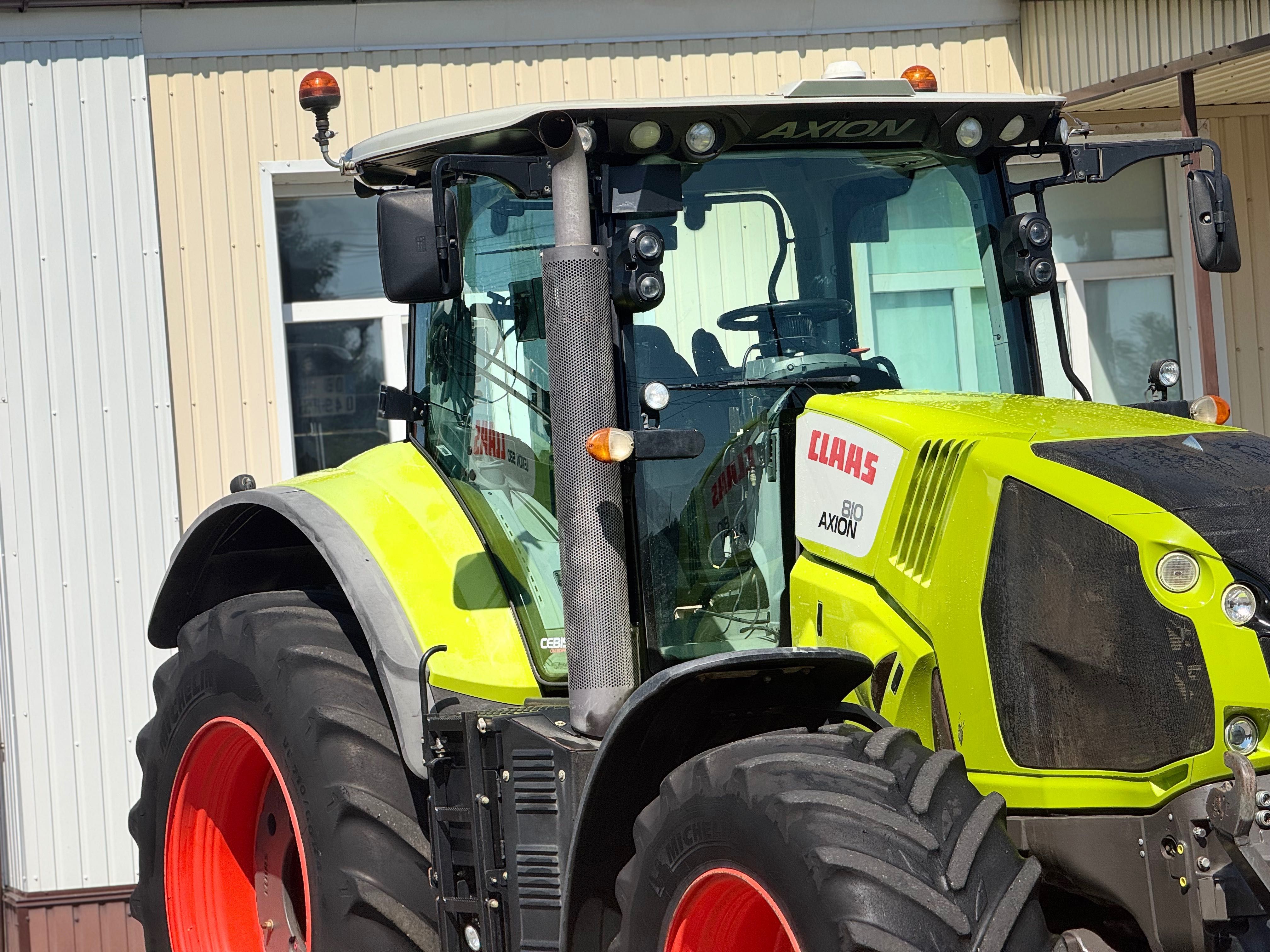 Продам трактор Claas AXION 810