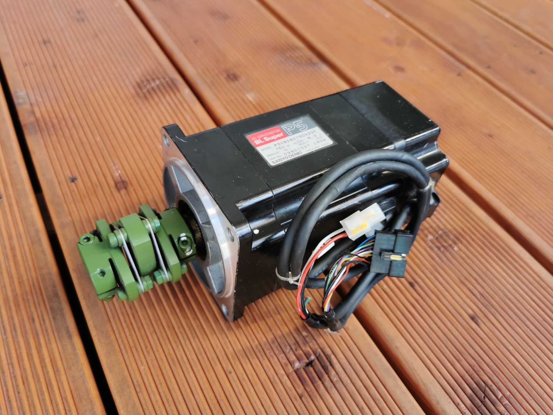 Servo motor serwo SANYO DENKI