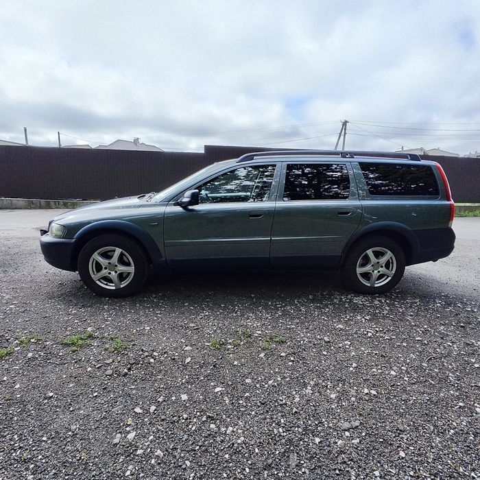 Продам Volvo xc70 2.5т, повний привід, 2005 року