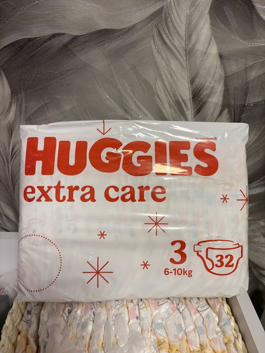 Продам памперсы HUGGIES