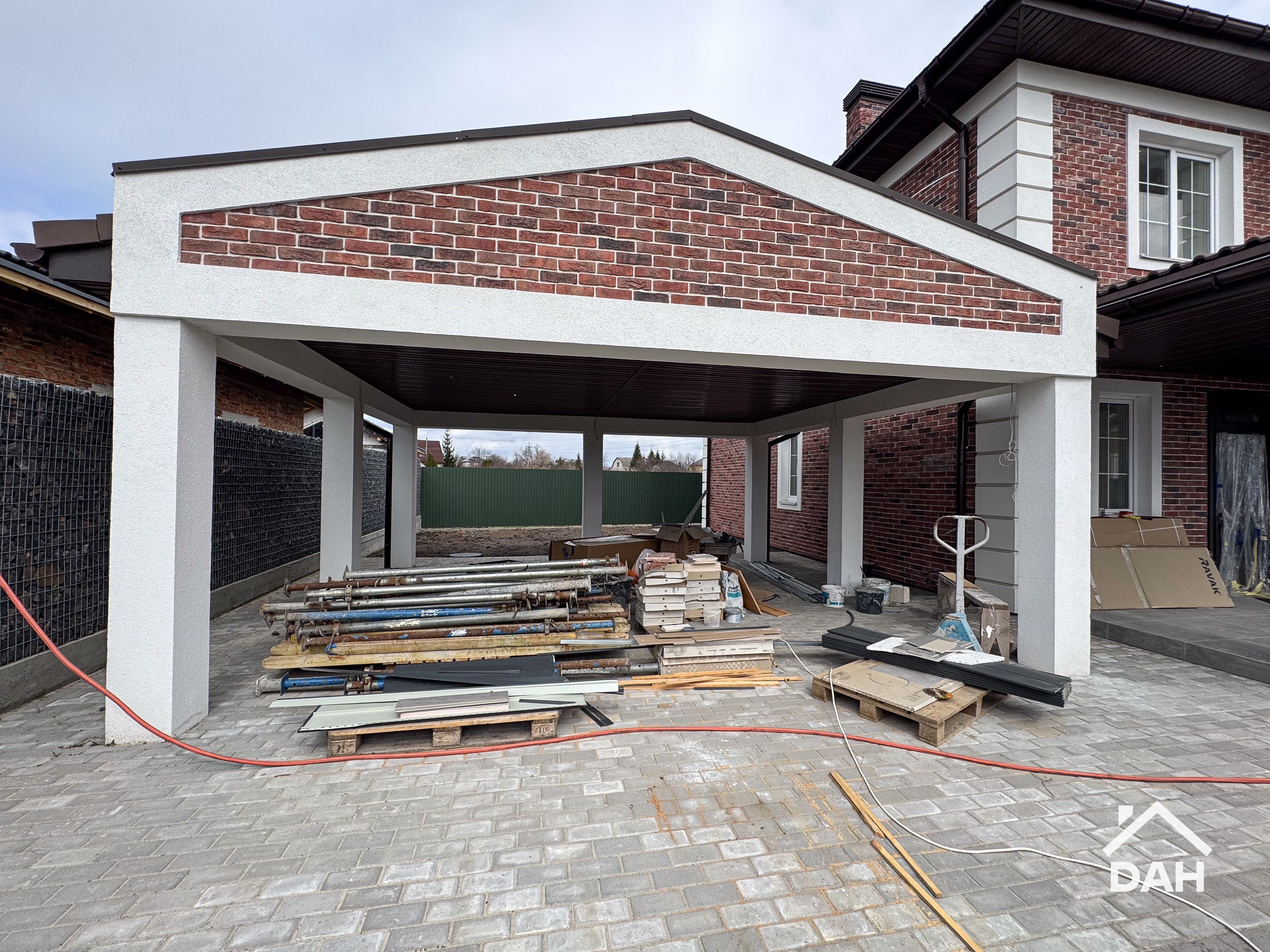 Будинок 170 м² з ремонтом та навісом під 2 авто, в с. Крюківщина, газ