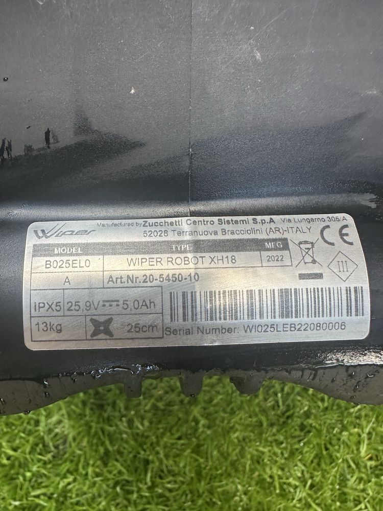 Robot koszący Wiper Ecorobot IKE 18S/ Ambrogio Twenty 25