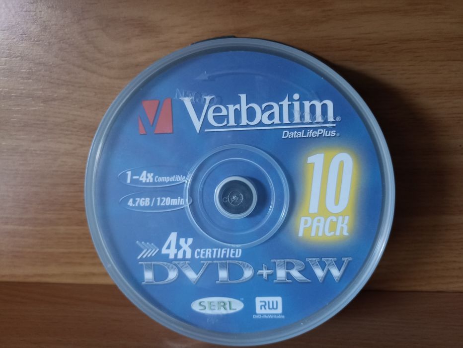 CDs e DVDs várias unidades selados